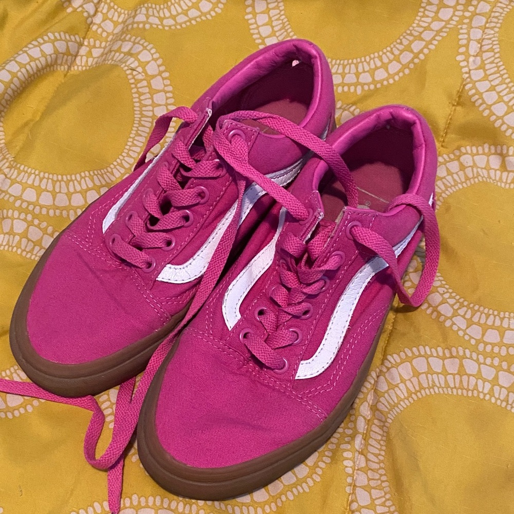 Vans Women's Hot Pink Canvas Low-Top Sneakers with White Stripe